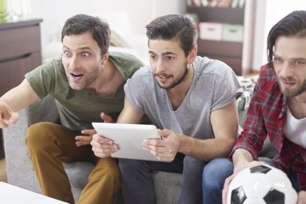 ¿Cuáles son las diferencias entre las apuestas online y las apuestas físicas?