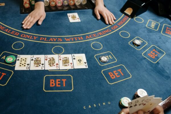 ¿Cuáles son  las modalidades de poker online más frecuentes?